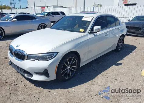 2021 BMW 330I z USA, uszkodzony, nr VIN 3MW5R1J06M8B95451